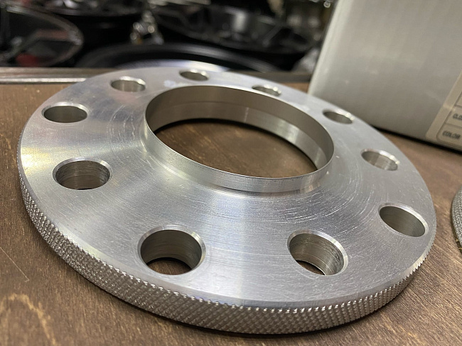 картинка Проставка Starleks 12.4 мм 5x120/130  цо 72,6 Silver магазин  StreetTuning 