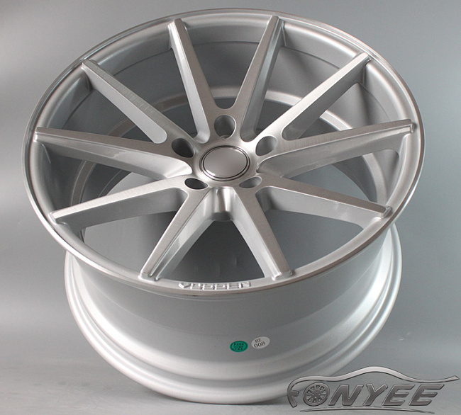 картинка Новые диски Vossen VFS1 Replica R18 5X105 ET38 J9 серебро магазин  StreetTuning 