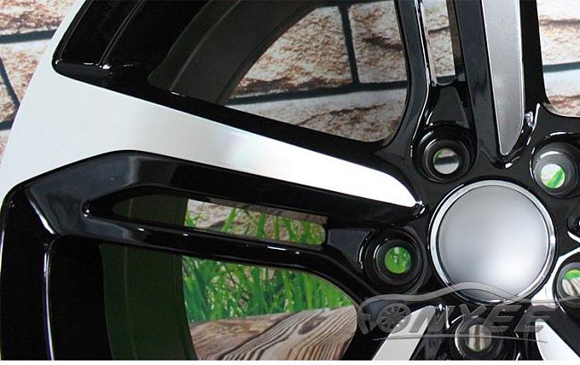 картинка Новые диски Audi RS 7 R20 5x112 ET30 J9 серебро + черный глянец магазин  StreetTuning 