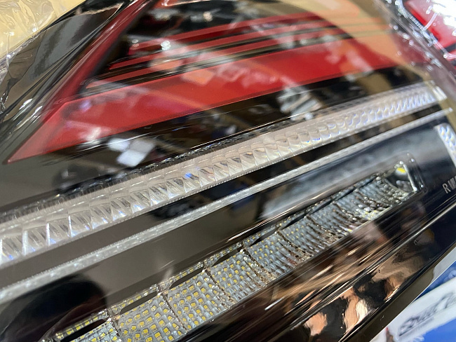 картинка Задние фары VLAND для Lexus RX 270/330/350/450H 2009-2014 магазин  StreetTuning 