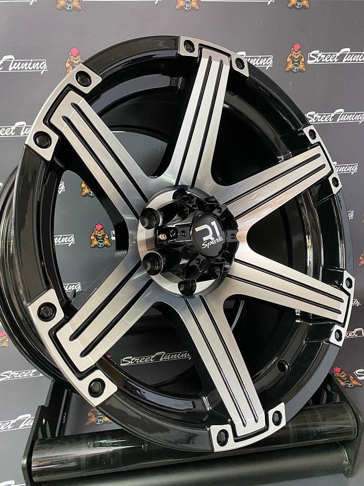 картинка Новые диски Off Road R16 J8 ET -15 6x114.3 Black+Silver от магазина  StreetTuning