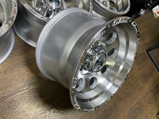 картинка Новые диски GT WHEEL R16 J10 et -44 6x139,7, серебро магазин  StreetTuning 