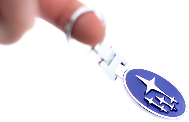 картинка Брелок Subaru магазин  StreetTuning 