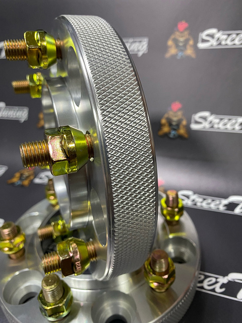 картинка Проставка Starleks 25 мм 6x139,7 цо 106 шпилечная M12x1,5 магазин  StreetTuning 