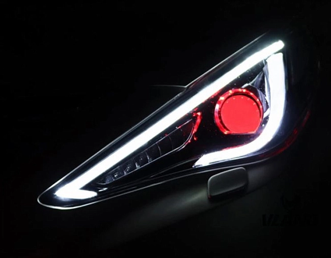 картинка Передние фары для Hyundai Sonata 2009-2014 г магазин  StreetTuning 