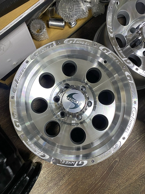картинка Новые диски GT WHEEL R16 J10 et -44 6x139,7, серебро магазин  StreetTuning 
