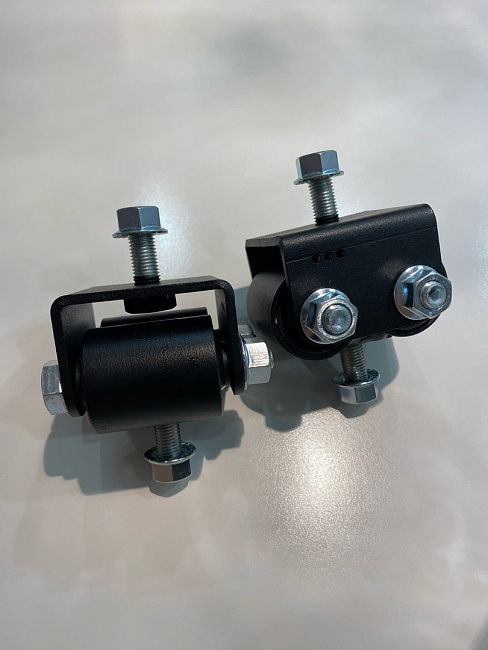 картинка Опоры двигателя для Mazda RX7 FC 1985-1992 г магазин  StreetTuning 