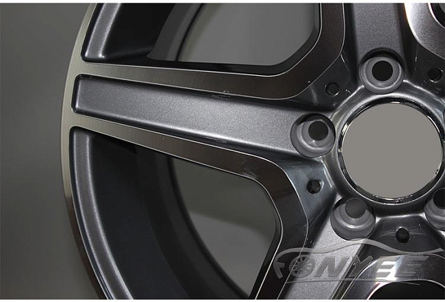 картинка Новые диски WR.05 MERCEDES AMG C63 R18 5x112 ET45 J9,5 серый + серебро магазин  StreetTuning 