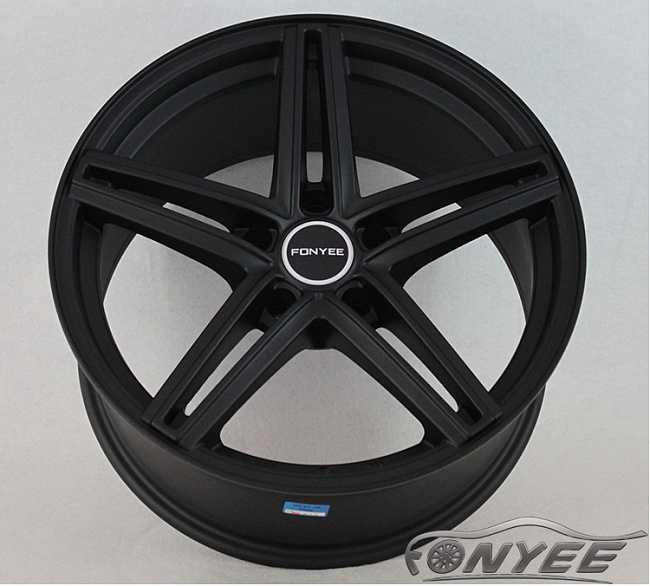 картинка Новые диски Vossen CV5 Replica R18 5X120 ET30 J8,5 черный мат магазин  StreetTuning 