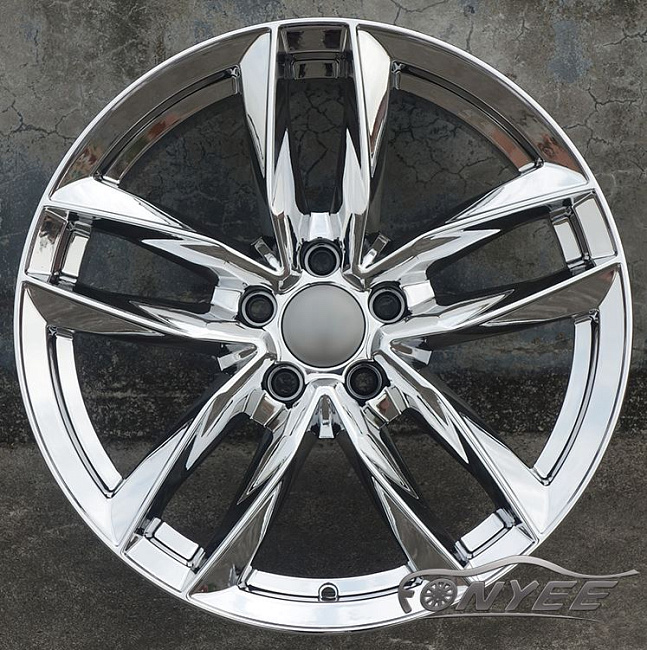 картинка Новые диски Audi R18 5X112 ET35 J8 хром магазин  StreetTuning 