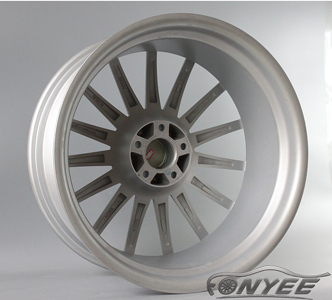 картинка Новые диски RoadForce RF15 R20 5X112 ET35 J10 серебро магазин  StreetTuning 