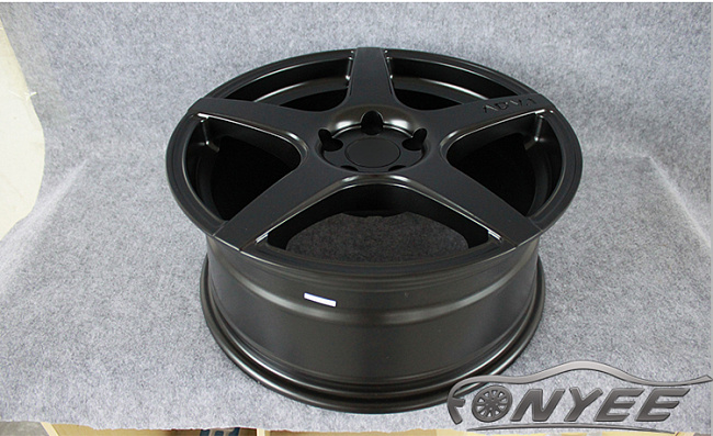 картинка Диски ADV.1 5 R19 J9,5 ET+35 5x112 черные матовые магазин  StreetTuning 