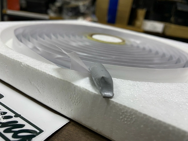 картинка Бутиловый герметик для стекол фар автомобиля Sanvi, серый, рулон магазин  StreetTuning 