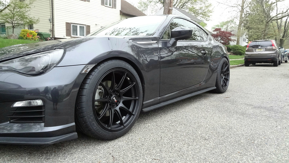 картинка Новые диски XXR 527 R17 5X100 ET38 J7,5, черные матовые от магазина  StreetTuning