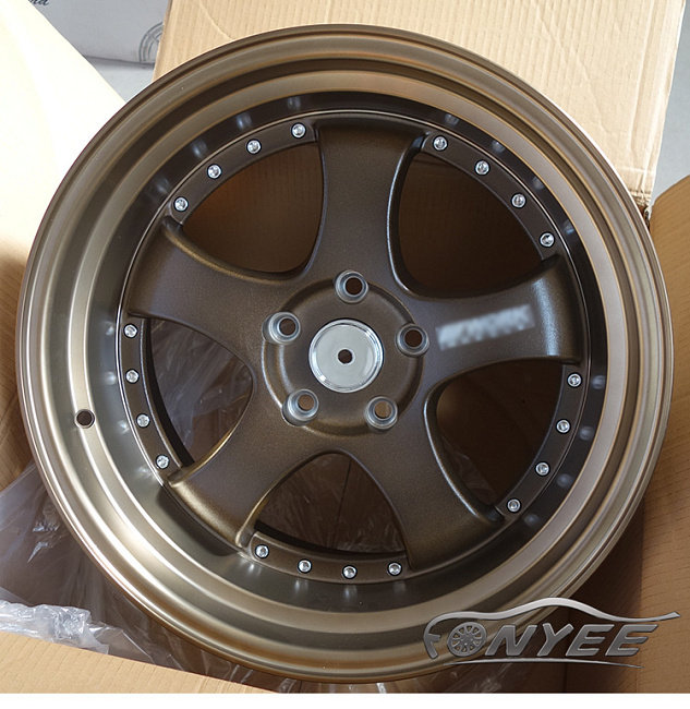 картинка Новые диски JNC 017 R18 5X114,3 ET25 J9,5 бронза + полированная полка золото магазин  StreetTuning 