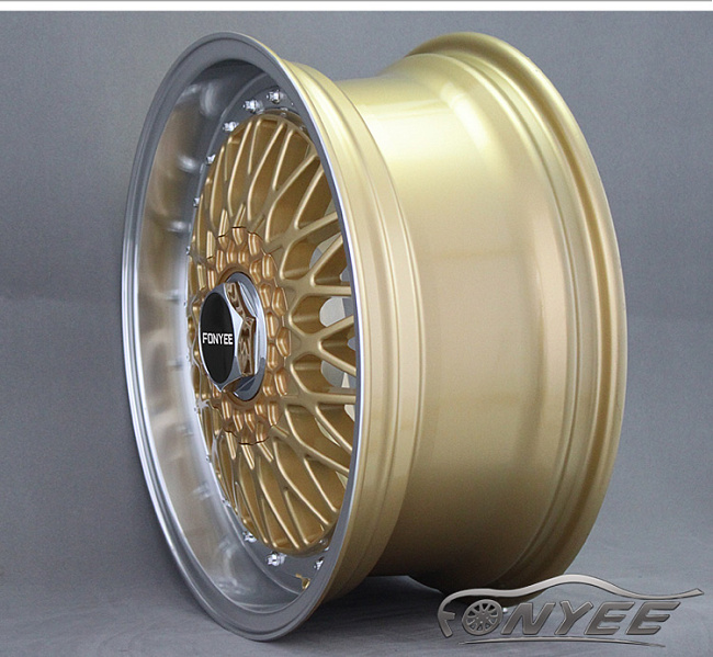 картинка Новые диски BBS RS R17 5X100/5X114,3 ET35 J7,5 золото + хром полка магазин  StreetTuning 