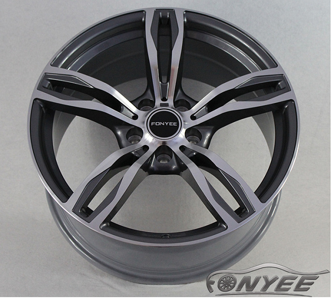 картинка Новые диски BMW F10 style R19 5x120 ET35 J9,5 серый + серебро магазин  StreetTuning 