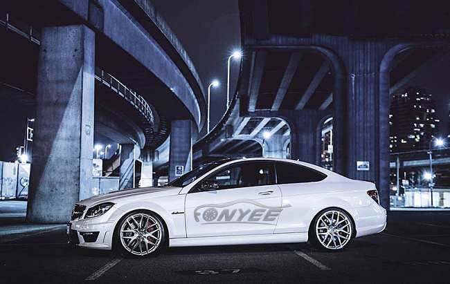 картинка Новые диски HRE P40SC Replika R18 5X112 ET45 J9, серебристые магазин  StreetTuning 