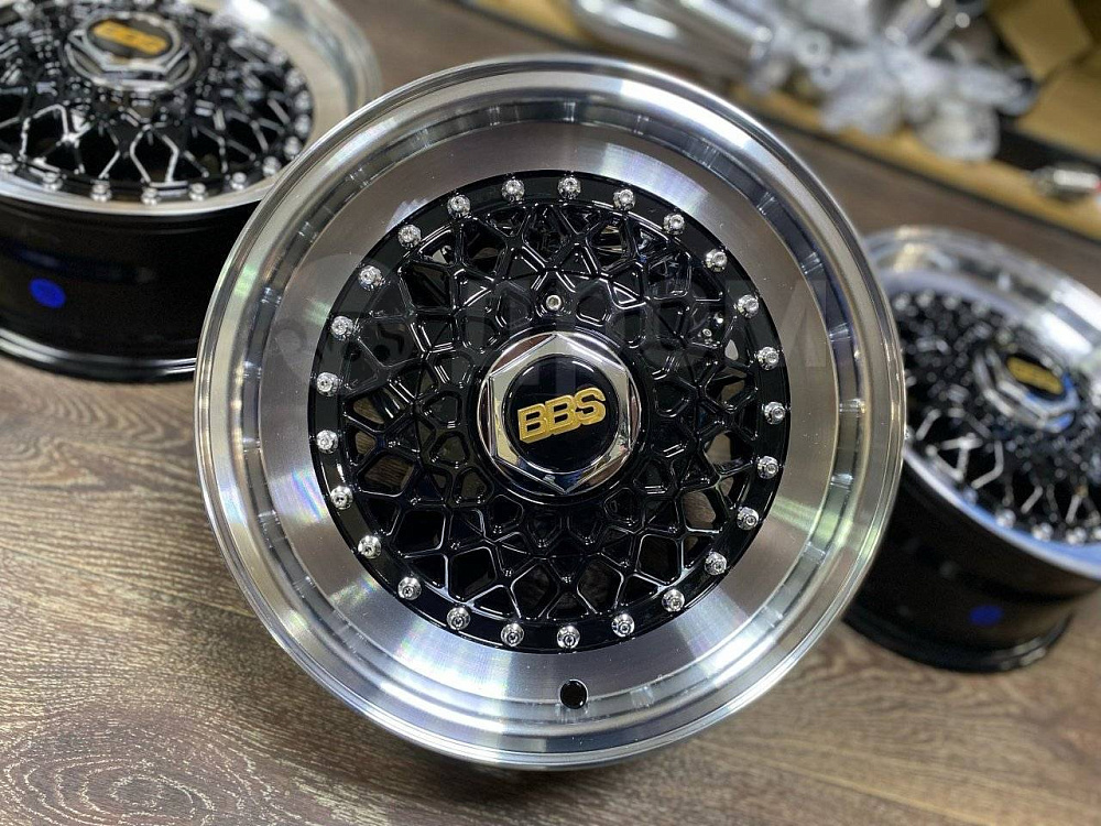 картинка Новые диски BBS RS R13 J6 ET25 4x100/4x114.3 , черные + полировка от магазина  StreetTuning