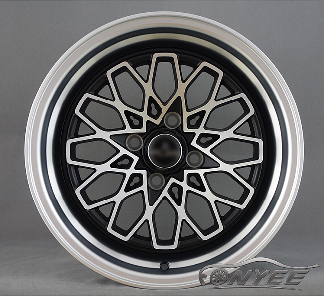 картинка Новые диски Avid.1 895 R15 4x100 ET25 J8 черный мат + серебро магазин  StreetTuning 