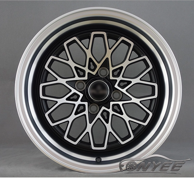 картинка Новые диски Avid.1 895 R15 4x100 ET25 J8 черный мат + серебро магазин  StreetTuning 