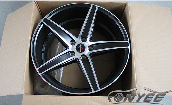 картинка Новые диски Racing hart Charge R20 5x120 ET45 J10,5 черный мат + серебро магазин  StreetTuning 