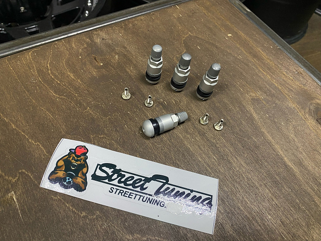 картинка Ниппели (вентили) под датчик, разборные TPMS-17, серые, 4 шт магазин  StreetTuning 