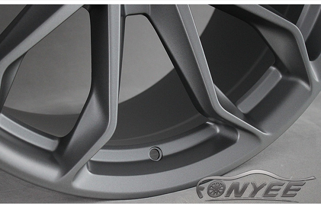 картинка Новые диски HRE S201 Replika R19 5X120 ET35 J8,5, темно-серебряные магазин  StreetTuning 