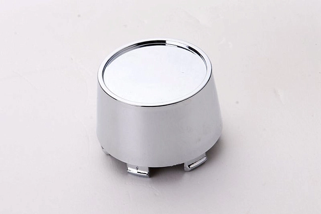 картинка Колпачок на литье хром универсальный С803001 (внешний 63mm, внутренний 60mm) магазин  StreetTuning 