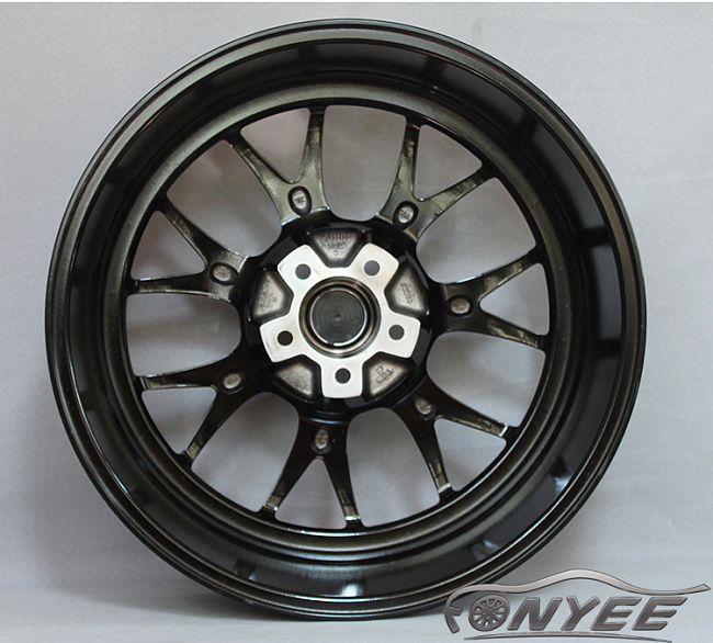 картинка Новые диски BBS LM-R R20 5X114,3 ET43 J8,5 черный глянец + полированная полка магазин  StreetTuning 