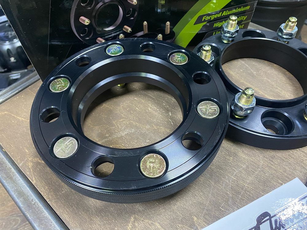 картинка Проставка Starleks 25 мм 6x139,7 цо 106 шпилечная M12x1,5 от магазина  StreetTuning