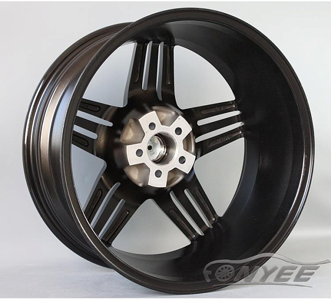 картинка Новые диски Royal wheels R19 5X100 ET30 J8,5 серебро + черный глянец магазин  StreetTuning 