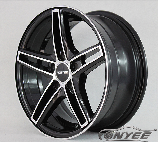 картинка Новые диски Vossen CV5 Replica R17 5X114,3 ET35 J7 черный глянец + серебро магазин  StreetTuning 