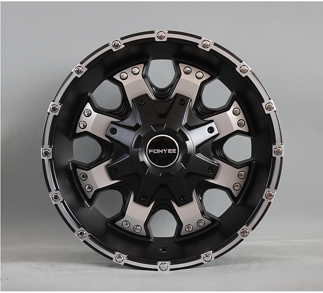 картинка Новые диски Fonyee Off-Road R17 6X139,7 ET0 J9 черный мат + серебро магазин  StreetTuning 