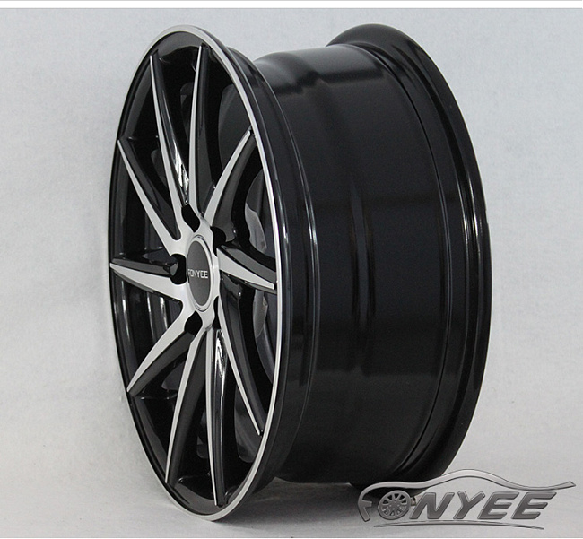 картинка Новые диски Vossen CVT-R Replica R17 5X114,3 ET35 J7,5 черный глянец + серебро магазин  StreetTuning 