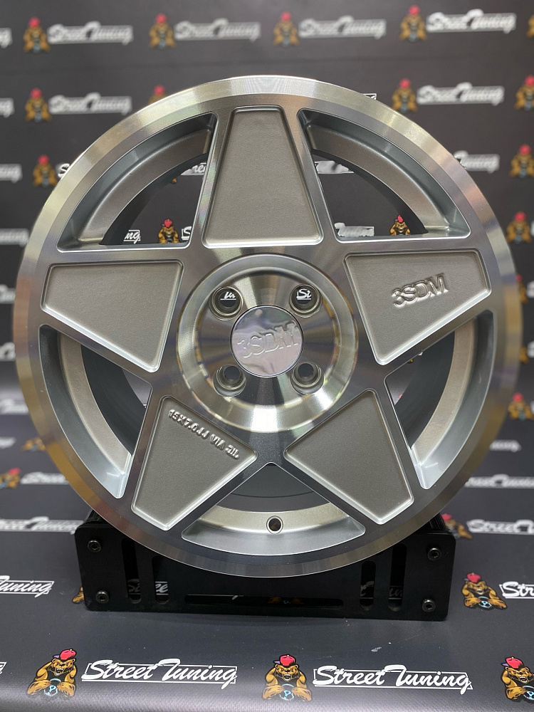 картинка Новые диски 3sdm 005 R15 J7 ET30 4x100 Silver от магазина  StreetTuning