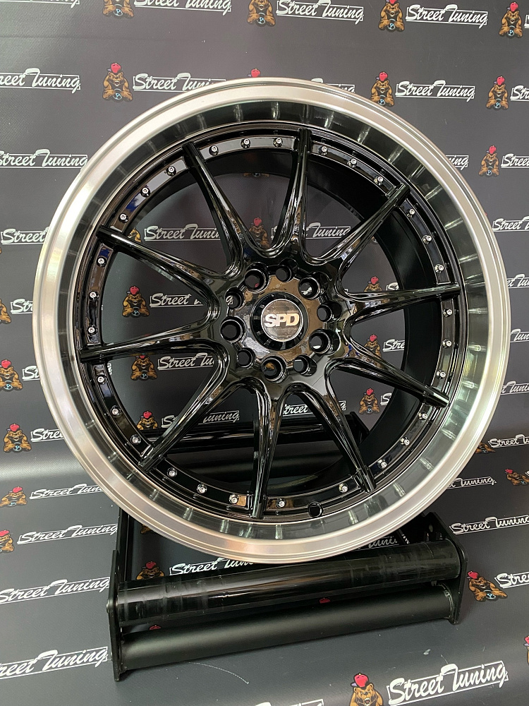картинка Новые диски XXR R18 J8.5 ET35 5x114.3/5X112 Black+Silver от магазина  StreetTuning
