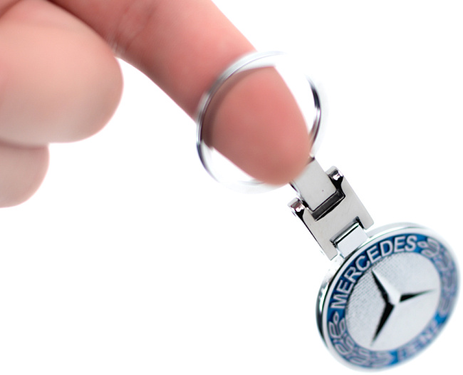картинка Брелок Mercedes-Benz магазин  StreetTuning 