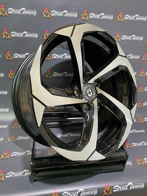 картинка Новые диски FF FW111 Flow Forming R18 J8 ET35 5X114.3 магазин  StreetTuning 