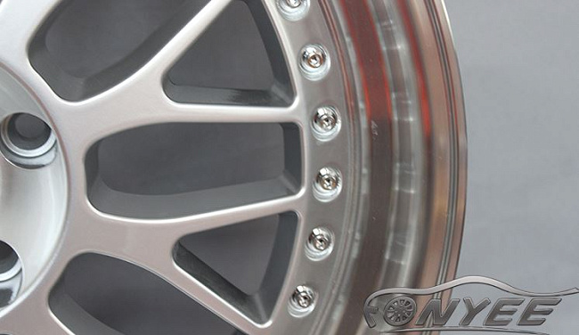 картинка Новые диски BBS LM R19 5X120 ET35 J8,5 серебро глянец + полированная полка магазин  StreetTuning 