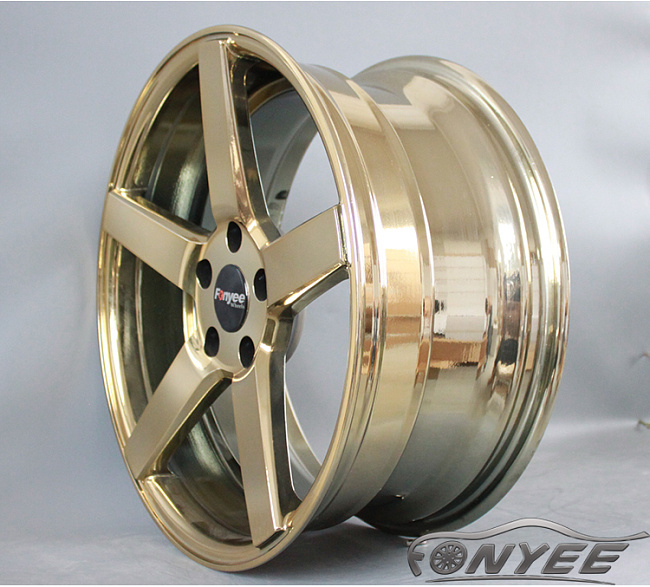 картинка Новые диски Vossen CV3 Replica R18 5X114,3 ET40 J8 золото хром магазин  StreetTuning 