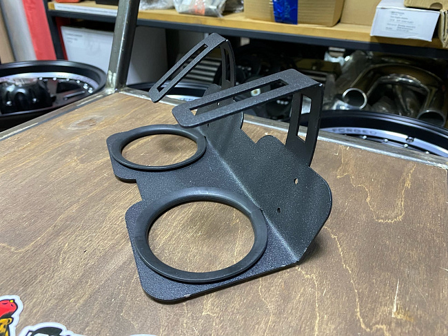 картинка Подстаканник GTS двойной для а/м ВАЗ 2101-07 68 мм магазин  StreetTuning 