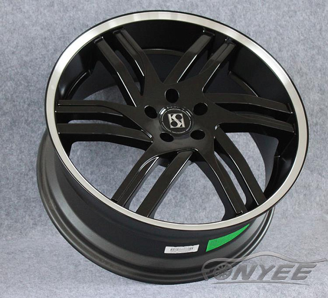 картинка Новые диски Koko Kuture Spline R20 5х112 ET25 J8,5 черный глянец магазин  StreetTuning 