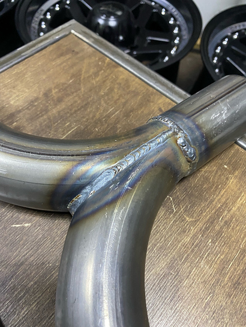 картинка T-пайп, GTS рогатка сервисная, D-51 ММ -два выхода D-51 ММ магазин  StreetTuning 