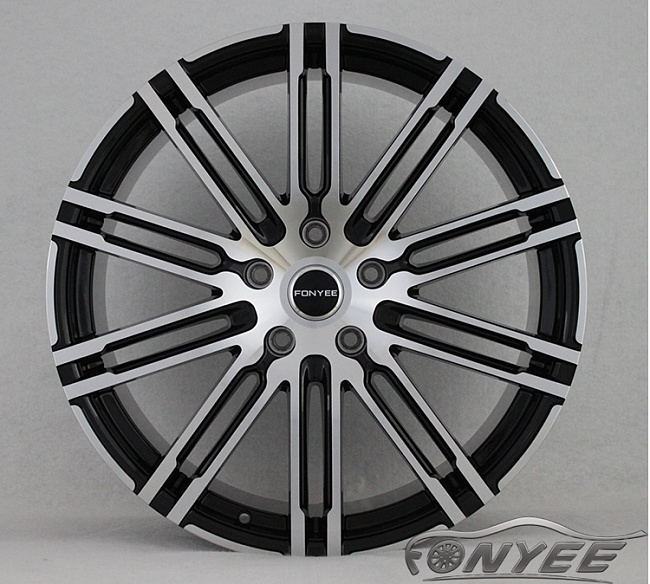 картинка Новые диски Porsche Macan wheels R21 5x130 ET50 J10 черный глянец + серебро магазин  StreetTuning 