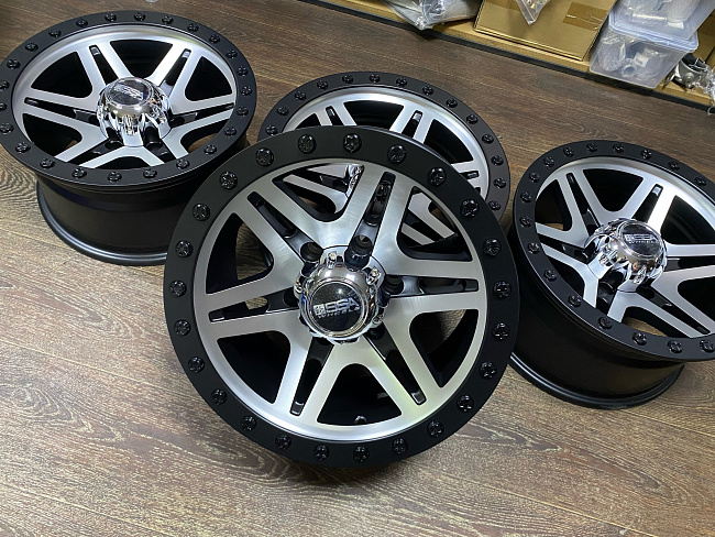 картинка Новые диски MVF 957 R16 J8 ET-25 6x139.7 магазин  StreetTuning 