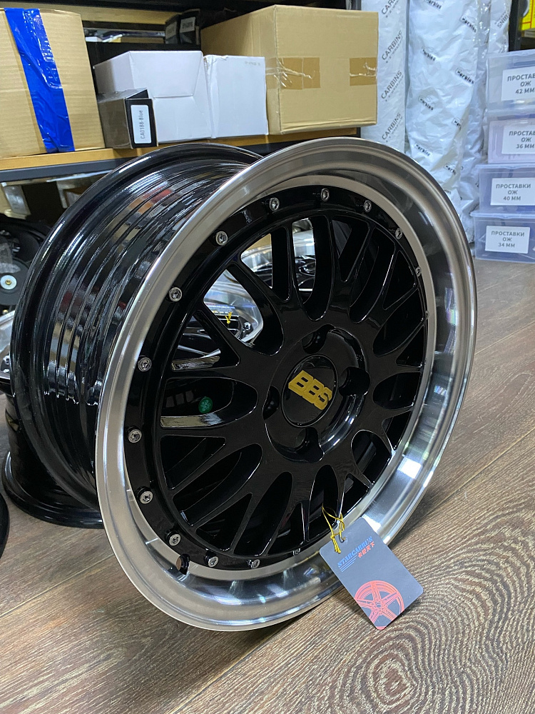картинка Новые диски BBS LM R15 J6.5 ET38 4x100 черные с полировкой от магазина  StreetTuning