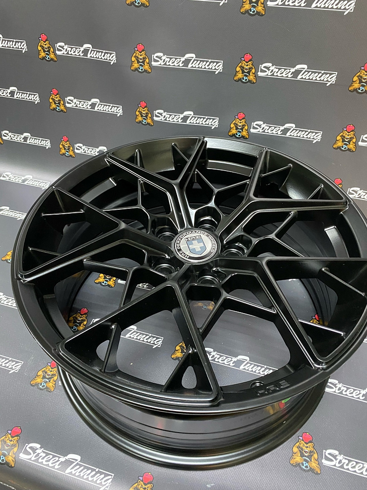 картинка Новые диски HRE FF10 R17 J7.5 ET35 5x108 Black Mat от магазина  StreetTuning