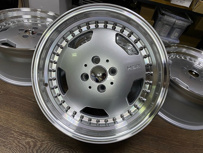 картинка Новые диски HSR R16 J8 ET25 магазин  StreetTuning 