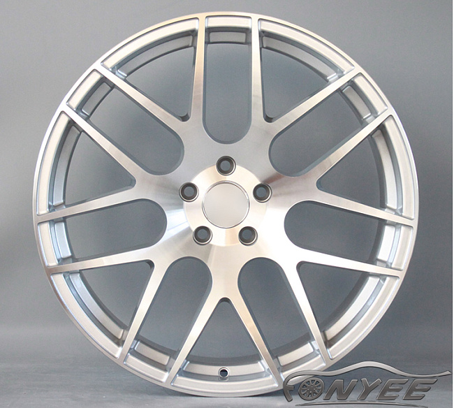 картинка Новые диски Avid 1 R20 5X112 ET35 J9,5 серебро магазин  StreetTuning 